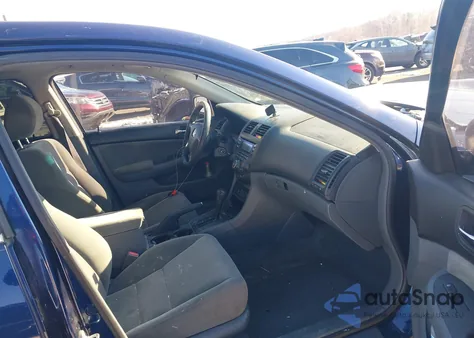 2005 Honda Accord 2.4 Lx from USA, damaged, VIN 1HGCM56495A148532